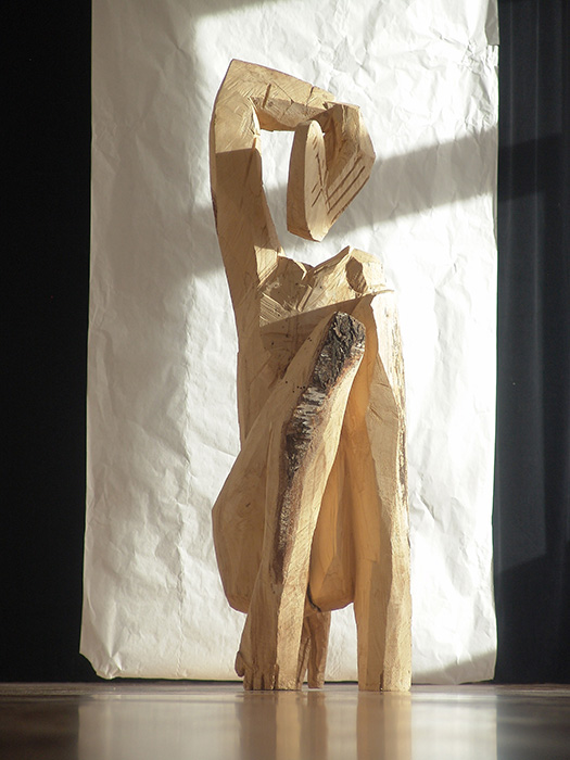 Agnes Keil, female figure, birch, 2016